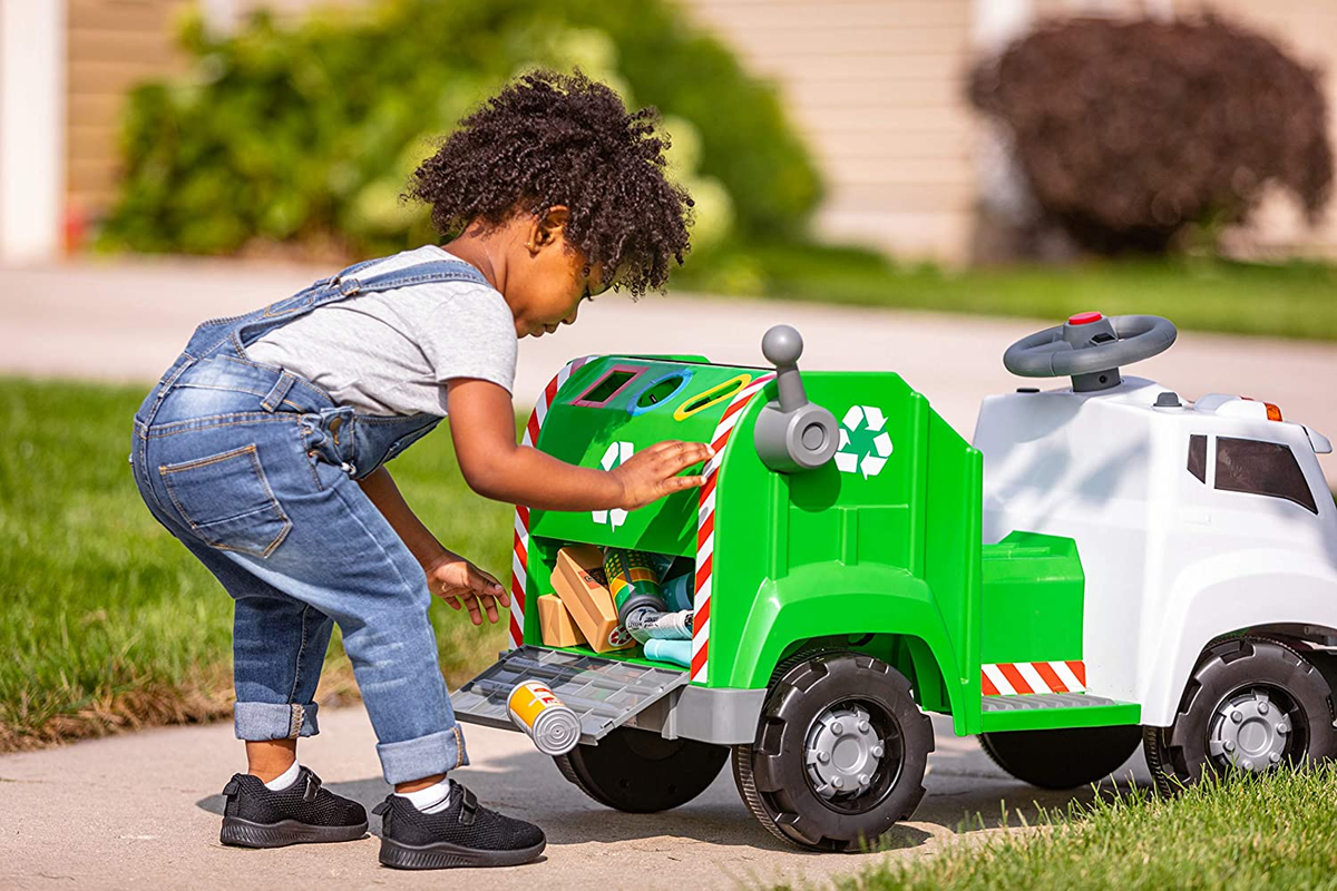 Interactive Toddler Recycling Truck Ride On Toy by Kid Trax Perfect for Kids Ages 1 and Up Boy s Size One Size